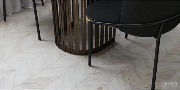 Виниловый ламинат Vinilam Parquet Chevron Шеврон Бриссак RI4777CL7