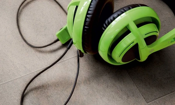 Виниловый ламинат Pergo Optimum Click Tile Металл окисленный V3120-40045