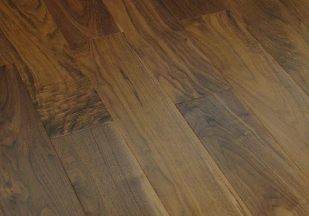 Паркетная доска Wood Bee Classic Орех Американский/ American Walnut gloss 30%