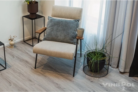 Виниловый ламинат VinilPol Glue Дуб Неаполь 7897 EIR