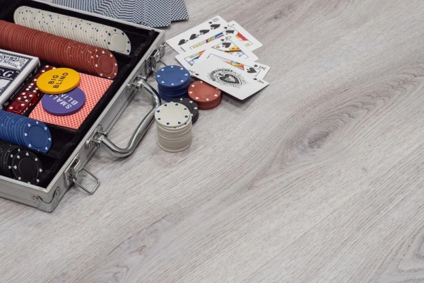 Виниловый ламинат Fine Floor Light Дуб Котка FF-1375