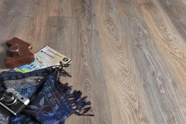 Виниловый ламинат Fine Floor Light Дуб БорДа FF-1333