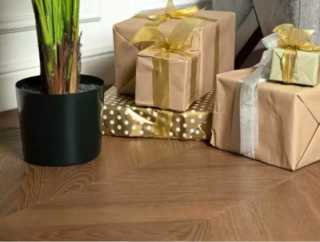 Виниловый ламинат Vinilam Parquet Chevron Шеврон Плезир I1651102