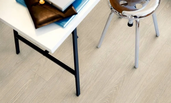 Виниловый ламинат Pergo Optimum Click Plank Дуб дворцовый серо-бежевый V3107-40013