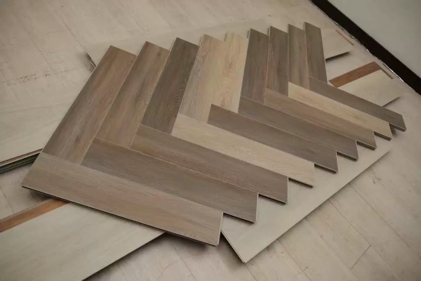 Ламинат SPC EvoFloor Parquet Click 4,5 мм Kampena (Кампена) A+B PG3040-4-2.5