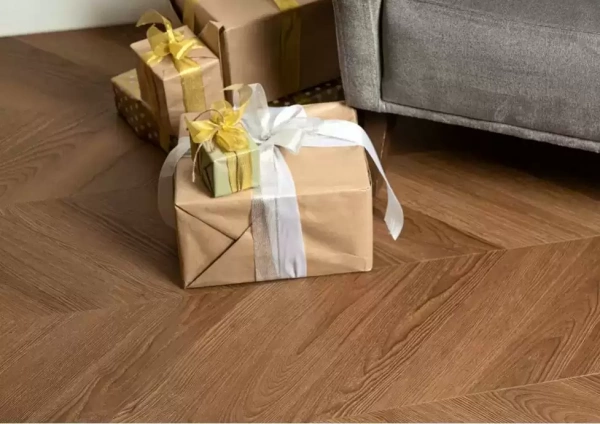 Виниловый ламинат Vinilam Parquet Chevron Шеврон Плезир I1651102
