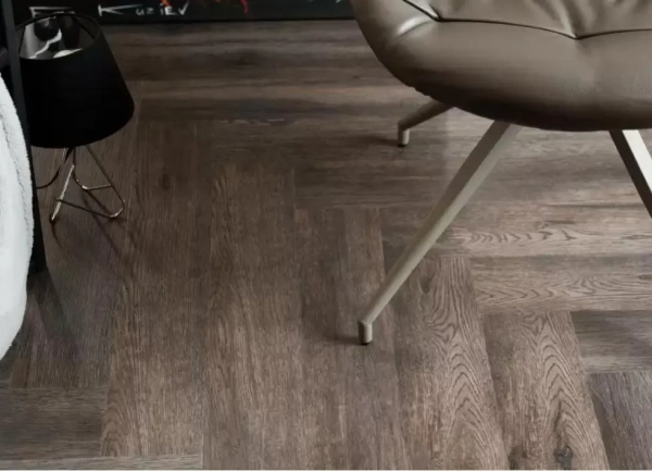 Виниловый ламинат Vinilam Parquet Herringbone Паркет Донателло IS11211