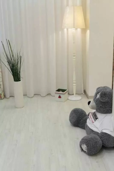 Виниловый ламинат Decoria Mild Tile DW 1321 Дуб Морэ