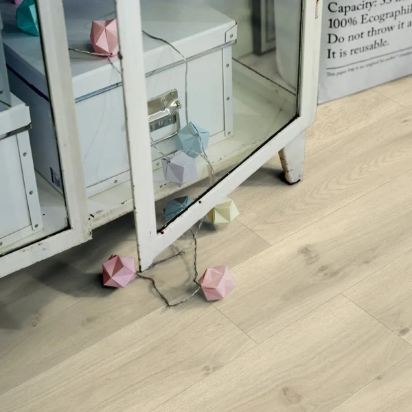 Виниловый ламинат Pergo Optimum Glue Plank Дуб современный серый V3201-40017