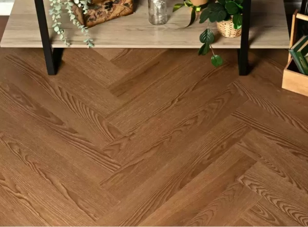 Виниловый ламинат Vinilam Parquet Herringbone Паркет Винсент IS11200