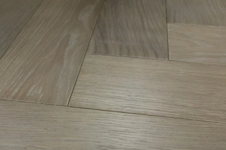 Инженерная доска Arti Parchetto Lago Венгерская елка (замок) Дуб Vico Шпон 1,5 мм