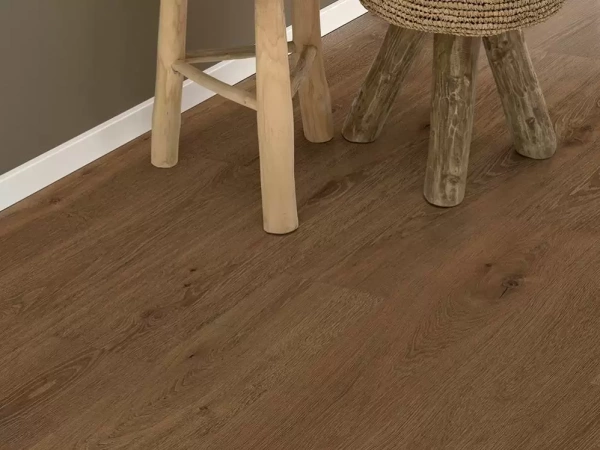 Пробковое покрытие Egger Comfort Classic фаска 8/31 Дуб Клермонт коричневый EPC004