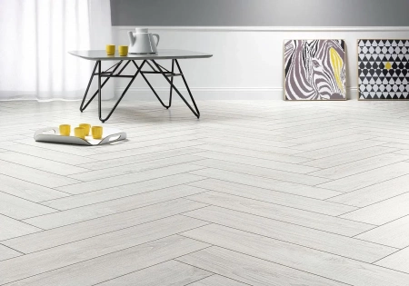 Ламинат AlsaFloor Herringbone (Baton Rompu) Дуб Полярный 627