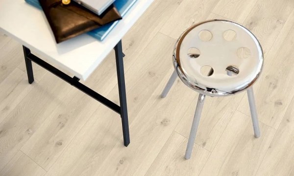 Виниловый ламинат Pergo Optimum Click Plank Дуб современный серый,планка V3107-40017