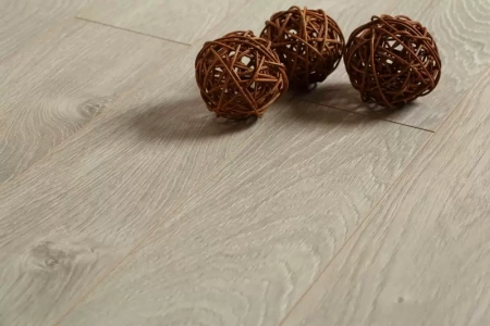 Ламинат Kronopol Platinium Cuprum Ferrara Oak D3034
