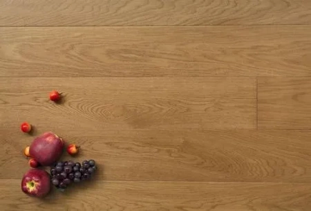 Массивная доска Hajnowka Hajnowka под лаком Дуб Sabbia