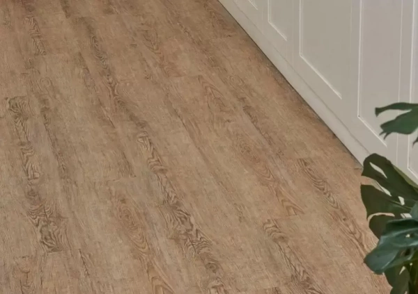 Ламинат SPC Vinilam Ceramo 5,5 мм Дуб Карона 101-4