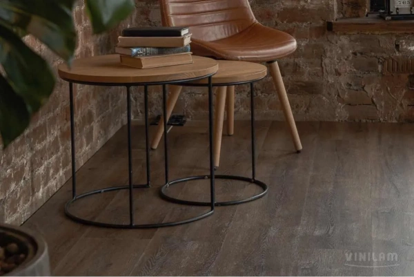 Ламинат SPC Vinilam Ceramo 5,5 мм Дуб Берн 8885-EIR