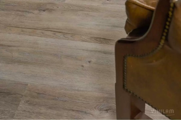 Виниловый ламинат Vinilam Ceramo 2,5 мм Дуб Женева 8870-EIR ХХL