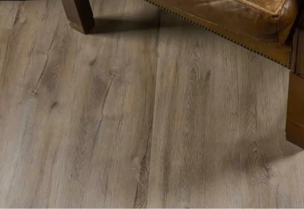 Ламинат SPC Vinilam Ceramo 5,5 мм Дуб Женева 8870-EIR