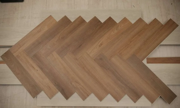 Ламинат SPC EvoFloor Parquet Click 4,5 мм Rodsher (Родшер) A+B P3008-5