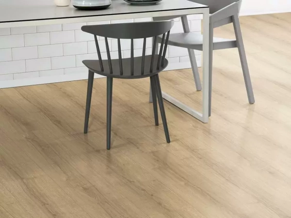 Ламинат Egger PRO 2021+ Large 8-32 Дуб Шерман светло-коричневый EPL204