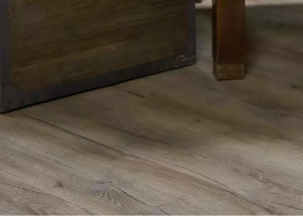 Ламинат SPC Vinilam Ceramo 5,5 мм Дуб Женева 8870-EIR