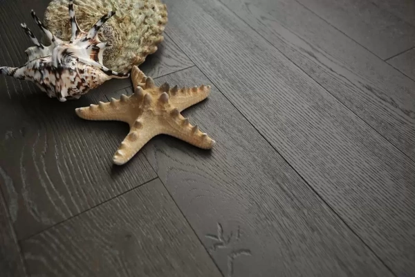 Массивная доска Coswik Вековые традиции 1103-4256 Дуб Графит (массив)