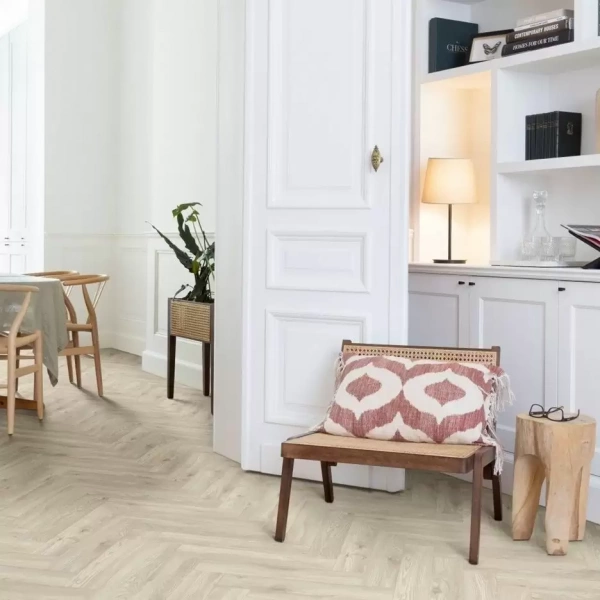 Ламинат SPC IVC Lay Red Herringbone Sierra Oak 58228