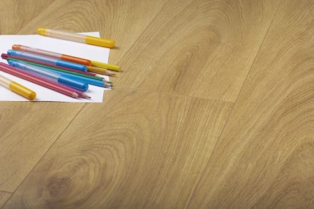 Ламинат Kronopol Aurum Volo Aqua Дуб Lark D4576