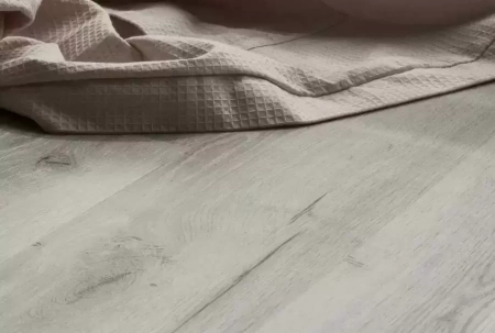 Виниловый ламинат Vinilam Dry Back (Glue) Дуб Темплин (Rich) 6543